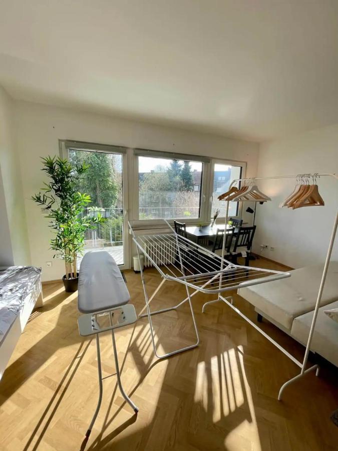 Cozy Apartment With Kitchen + Balcony New! Ессен Екстер'єр фото
