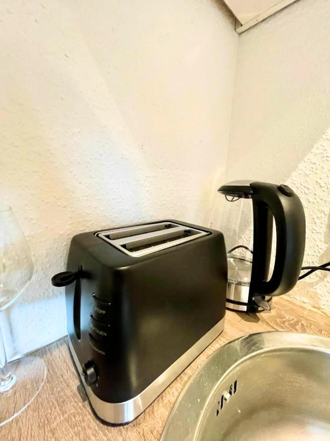 Cozy Apartment With Kitchen + Balcony New! Ессен Екстер'єр фото